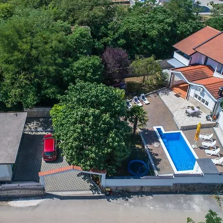 Vila Mila *