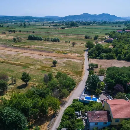 Vila Mila *