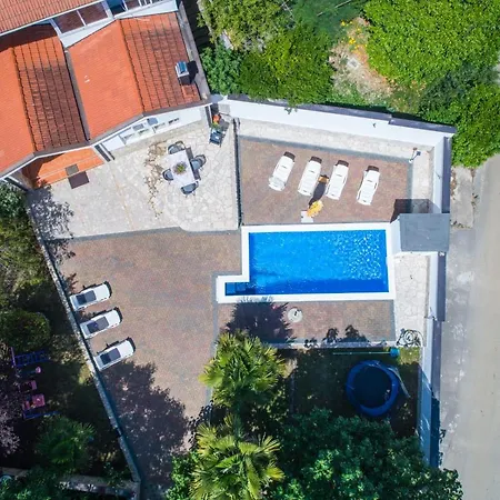 Vila Mila *